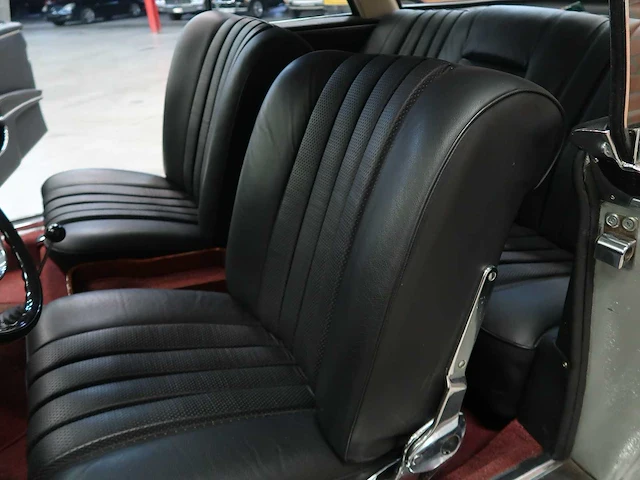 Mercedes 250 coupé - afbeelding 43 van  59