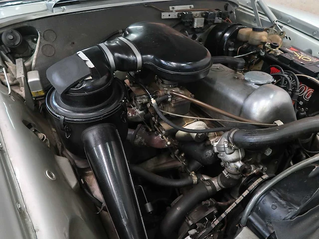 Mercedes 250 coupé - afbeelding 53 van  59