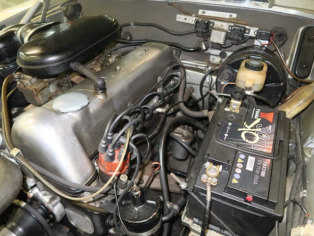 Mercedes 250 coupé - afbeelding 54 van  59
