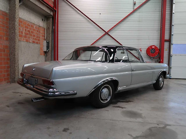 Mercedes 250 coupé - afbeelding 7 van  59