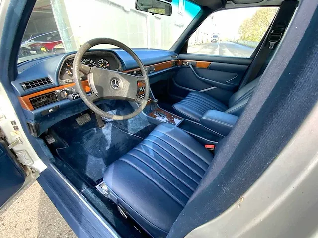 Mercedes 280 se 20.000 km !!! - afbeelding 17 van  55