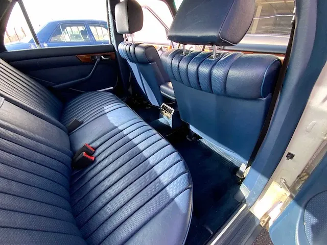 Mercedes 280 se 20.000 km !!! - afbeelding 20 van  55