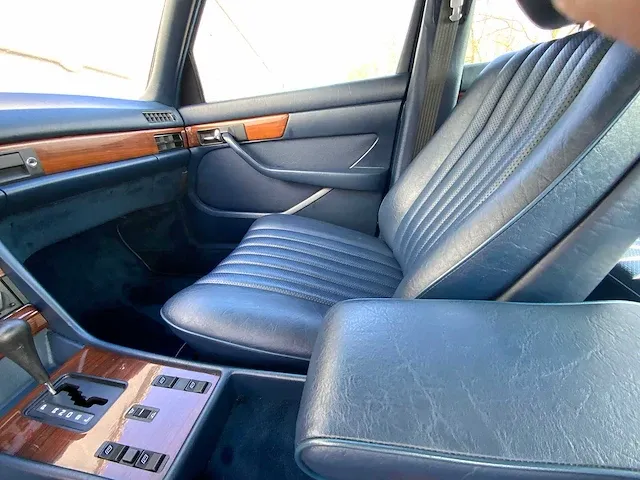 Mercedes 280 se 20.000 km !!! - afbeelding 21 van  55