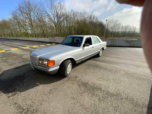 Mercedes 280 se 20.000 km !!! - afbeelding 54 van  55
