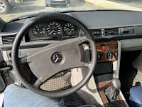 Mercedes 300d 4-mat - 1987 - afbeelding 11 van  12
