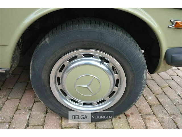 Mercedes 300d - afbeelding 17 van  37