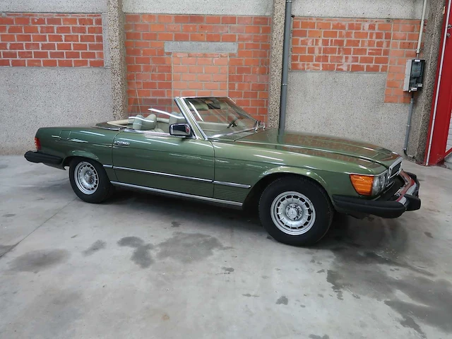 Mercedes 450sl - afbeelding 101 van  123