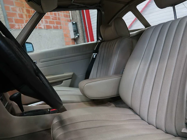 Mercedes 450sl - afbeelding 62 van  123