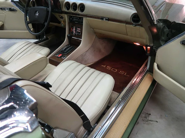 Mercedes 450sl - afbeelding 75 van  123
