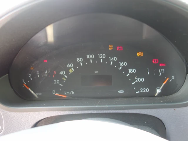 Mercedes a 170 cdi - afbeelding 3 van  13