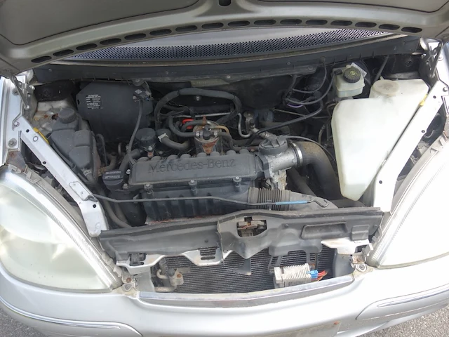 Mercedes a 170 cdi - afbeelding 8 van  13