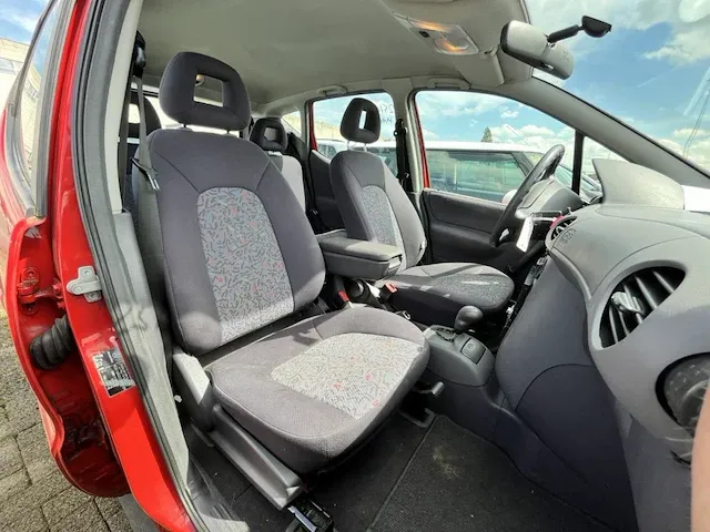 Mercedes a, 2000 - afbeelding 9 van  21
