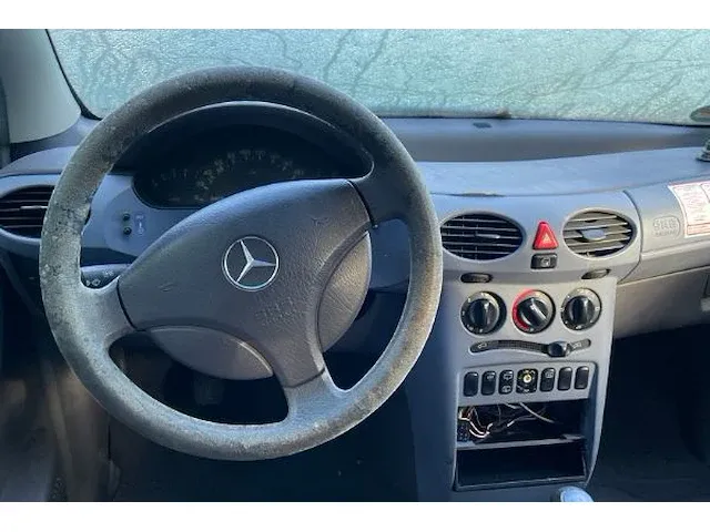 Mercedes a160 classic cdi - afbeelding 6 van  9