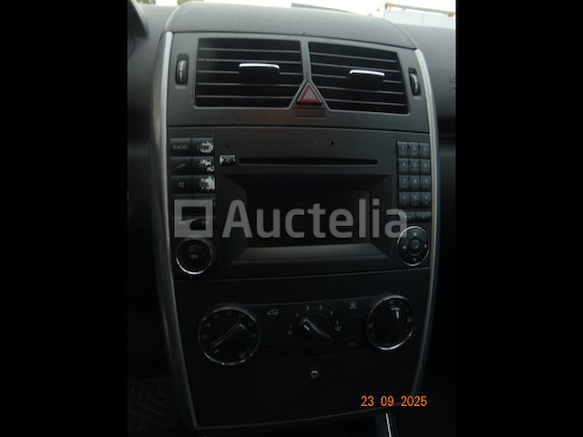 Mercedes a180 cdi - afbeelding 3 van  31