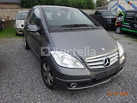 Mercedes a180 cdi - afbeelding 28 van  31