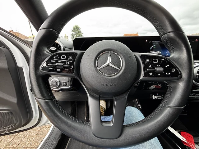 Mercedes a180 d, 2019 - afbeelding 8 van  34