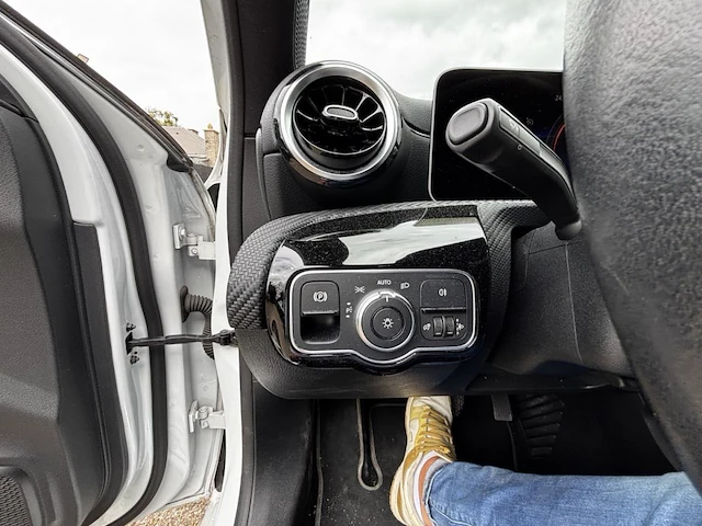 Mercedes a180 d, 2019 - afbeelding 9 van  34