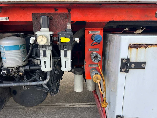 Mercedes actros - 1999 - afbeelding 26 van  42