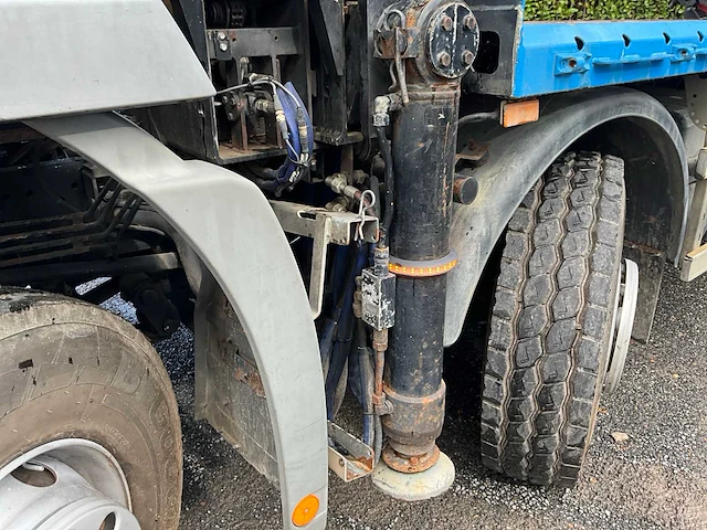 Mercedes actros v8 8x4 met palfinger kraan pk78002 + jib - afbeelding 40 van  80