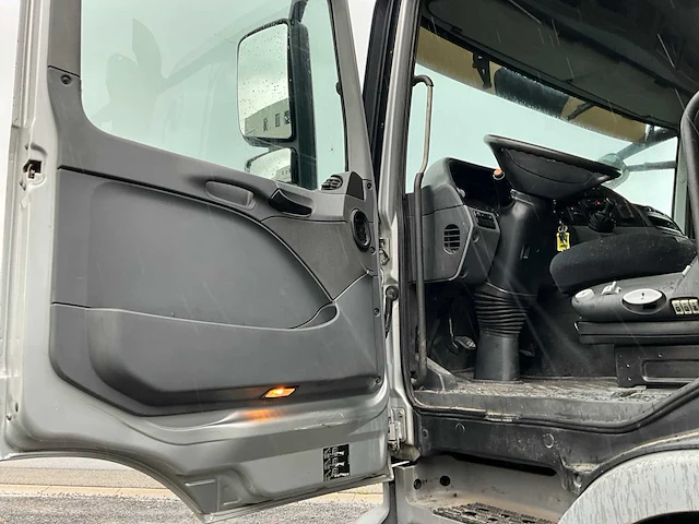 Mercedes actros v8 8x4 met palfinger kraan pk78002 + jib - afbeelding 58 van  80