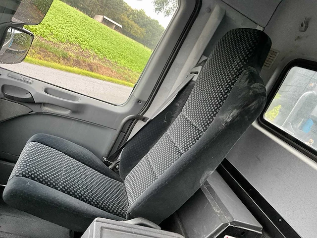 Mercedes actros v8 8x4 met palfinger kraan pk78002 + jib - afbeelding 67 van  80