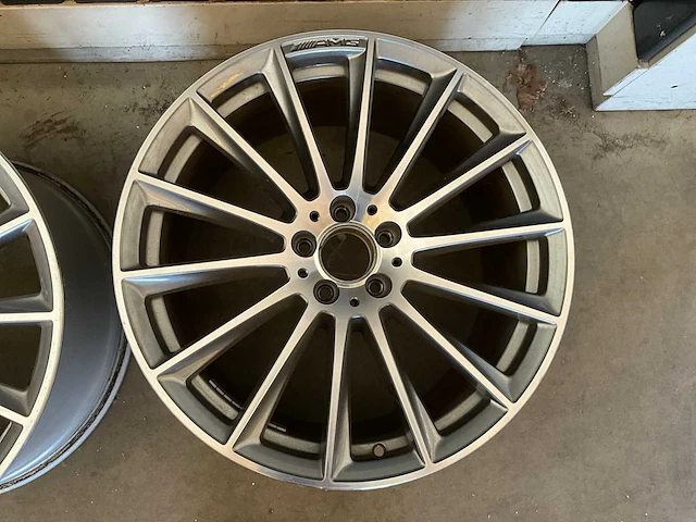 Mercedes amg 20” velgen 4 stuks - afbeelding 3 van  19