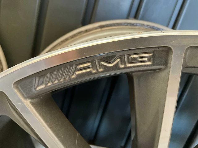 Mercedes amg 20” velgen 4 stuks - afbeelding 14 van  19