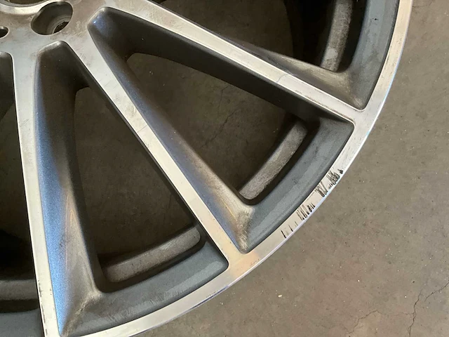 Mercedes amg 20” velgen 4 stuks - afbeelding 16 van  19