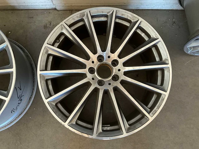 Mercedes amg 20” velgen 4 stuks - afbeelding 18 van  19