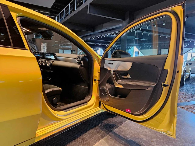 Mercedes-amg a45 s 4matic+ - afbeelding 11 van  54