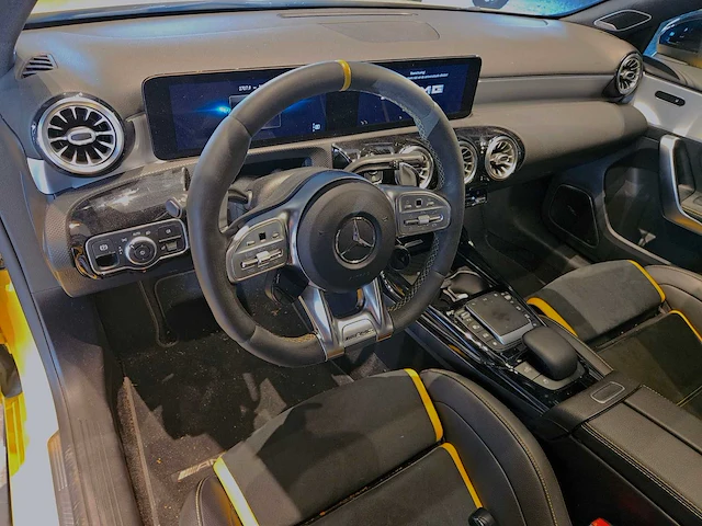 Mercedes-amg a45 s 4matic+ - afbeelding 27 van  54