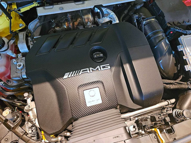 Mercedes-amg a45 s 4matic+ - afbeelding 47 van  54