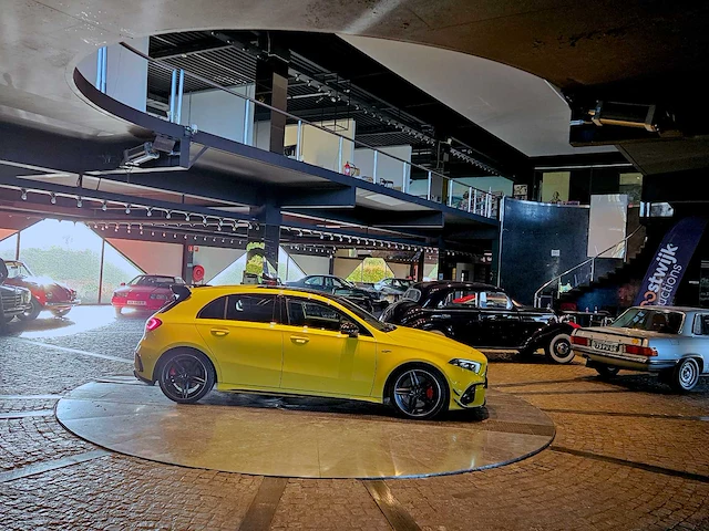 Mercedes-amg a45 s 4matic+ - afbeelding 51 van  54