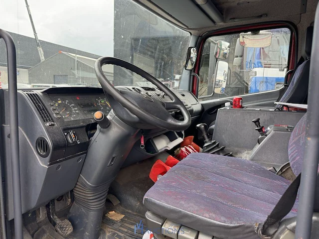 Mercedes atego 1318 - 2003 - afbeelding 15 van  15