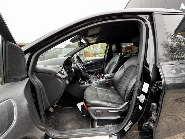 Mercedes b, 2011 - afbeelding 16 van  46