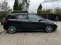 Mercedes b, 2011 - afbeelding 34 van  46