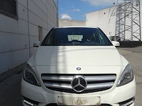 Mercedes b180 cdi - afbeelding 7 van  14