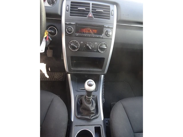 Mercedes b180 cdi - afbeelding 3 van  26
