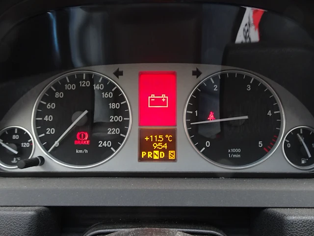 Mercedes b - afbeelding 2 van  18