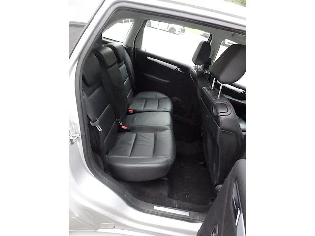 Mercedes b - afbeelding 5 van  18