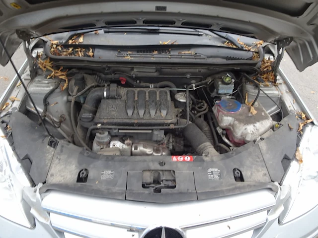 Mercedes b - afbeelding 8 van  18