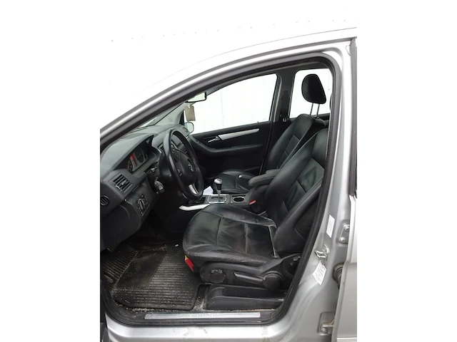 Mercedes b - afbeelding 14 van  18