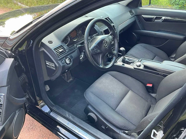Mercedes-benz - 2010 - c200 - personenauto - afbeelding 4 van  40