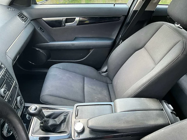 Mercedes-benz - 2010 - c200 - personenauto - afbeelding 10 van  40