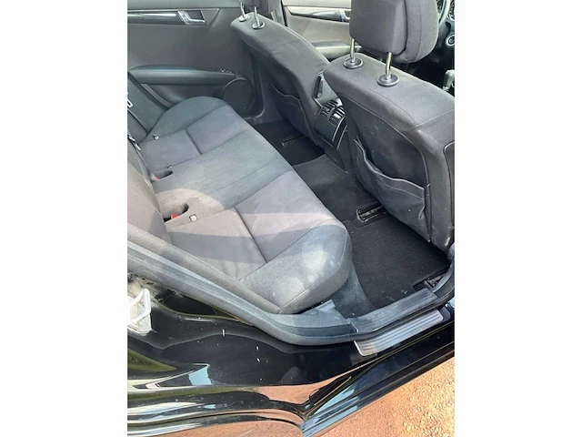 Mercedes-benz - 2010 - c200 - personenauto - afbeelding 26 van  40