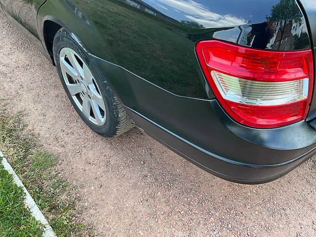 Mercedes-benz - 2010 - c200 - personenauto - afbeelding 36 van  40