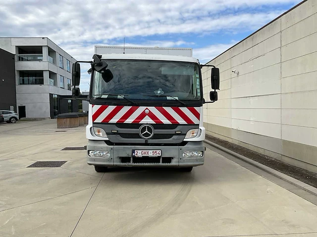 Mercedes-benz - 2013 - atego - vrachtwagen - afbeelding 4 van  36