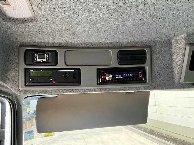 Mercedes-benz - 2013 - atego - vrachtwagen - afbeelding 13 van  36