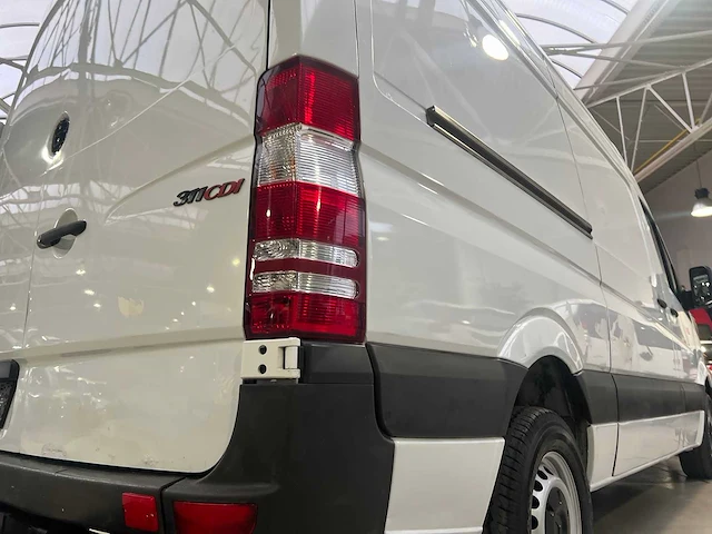 Mercedes-benz - 311 dci - sprinter - van - afbeelding 3 van  39
