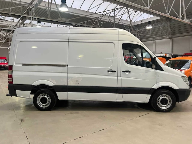 Mercedes-benz - 311 dci - sprinter - van - afbeelding 8 van  39